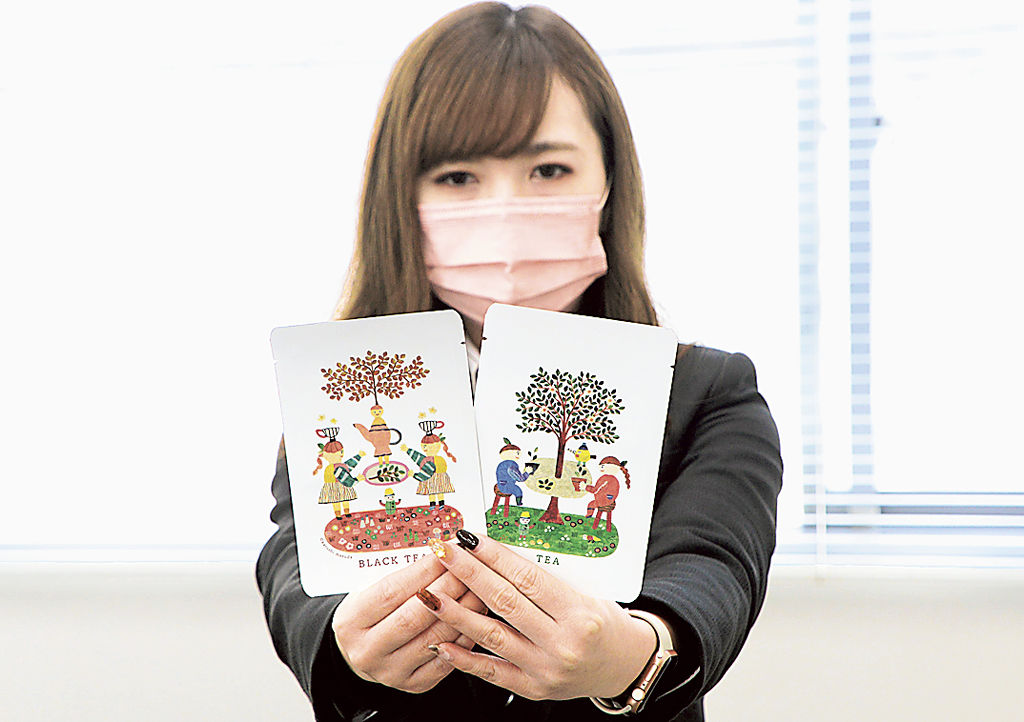 「新聞切り絵」煎茶パッケージに静岡茶市場きょう発売