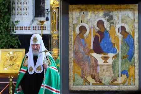 ロシアの１５世紀傑作イコン 反対押し切り正教会で展示 侵攻背景、政権