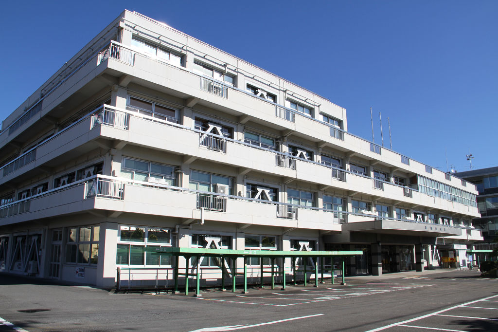 サバイバルゲームの開催が計画されている島田市役所旧庁舎＝１１月中旬、同市