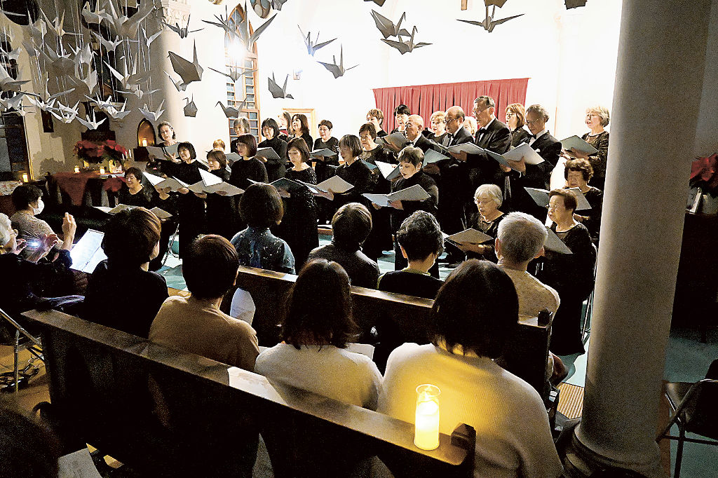 カトリック清水教会で開かれたクリスマスコンサート＝静岡市清水区岡町