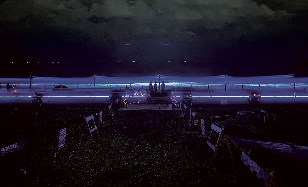 幻想的に光る波を鑑賞するイベント＝袋井市の同笠海岸