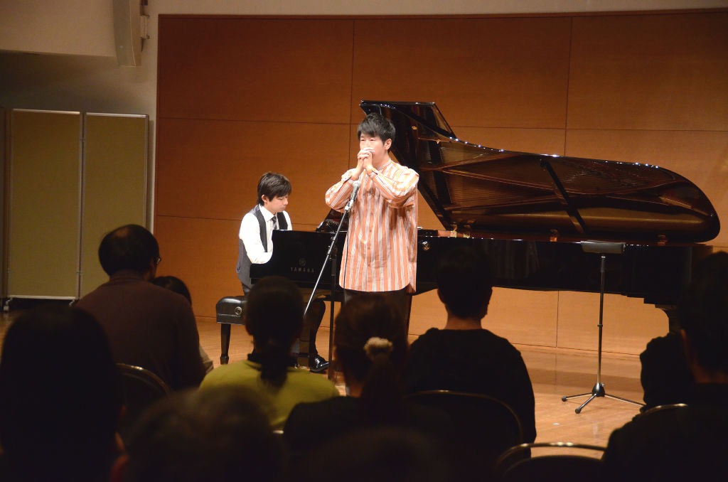 県内ゆかりの音楽家らが出演した「みどり会」＝浜松市中央区のアクトシティ浜松音楽工房ホール
