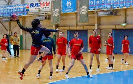 大阪府熊取町で行われたハンドボール女子日本代表の合宿。石川県白山市で行われる予定だったが、能登半島地震を受けて会場変更となった＝８日