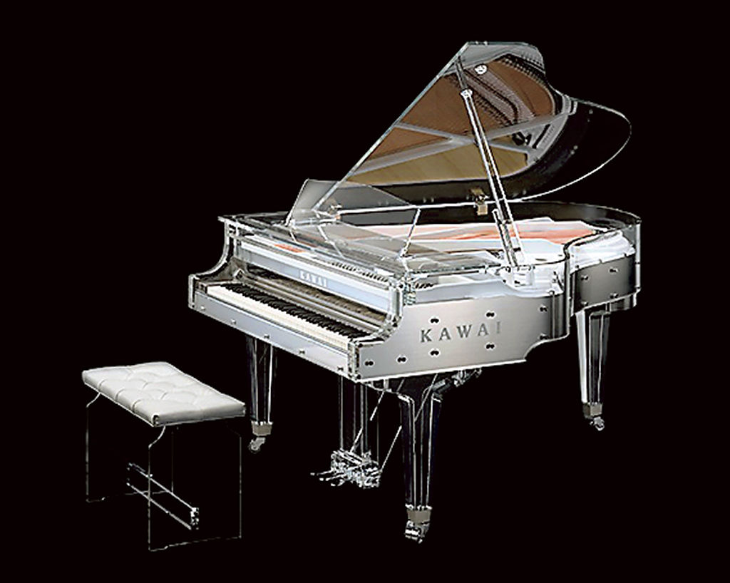 フルモデルチェンジした河合楽器製作所のクリスタルグランドピアノ「ＣＲ－４５」