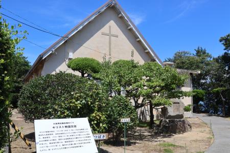 大島青松園内にある「キリスト教大島霊交会」の教会＝２０２３年８月