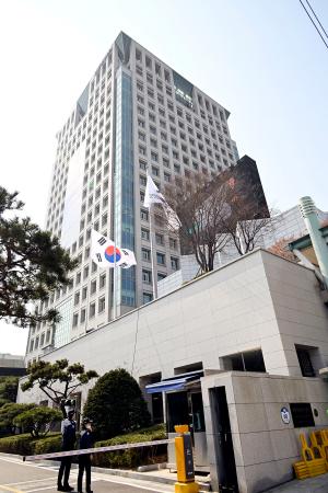 韓国外務省の庁舎＝１５日、ソウル（共同）