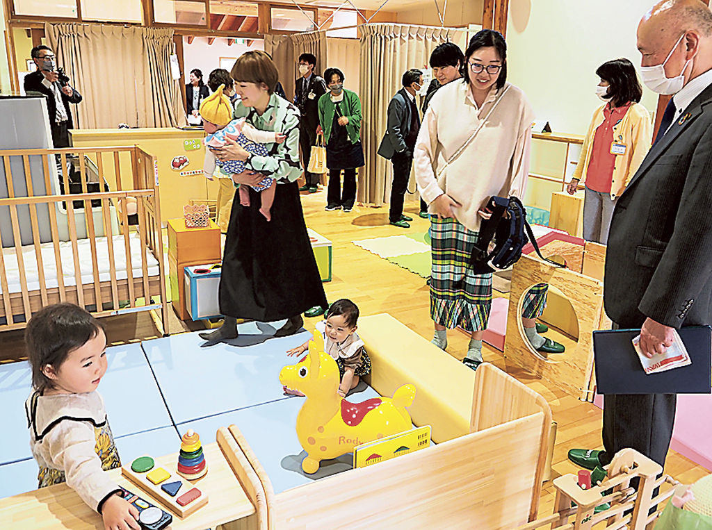 磐田北幼稚園内に新設された子育て支援センターとことこ＝磐田市見付