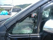 沼津市内で自動車の窓ガラス割る車上ねらい多発 だそうです 車内はいつも空っぽに あなたの静岡新聞