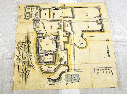 １７世紀前半から中頃の浜松城の姿を描いた可能性が高いとされる新発見の絵図