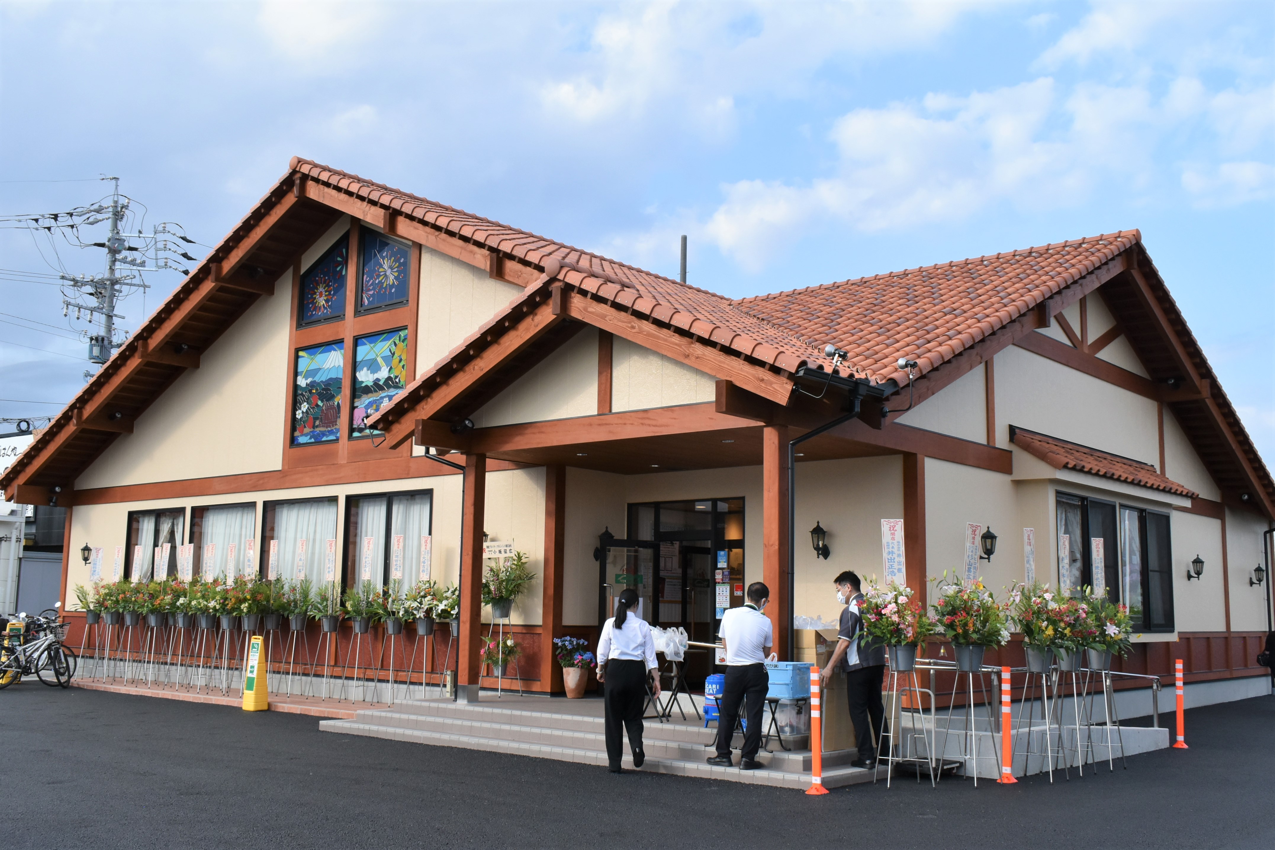 さわやか静岡インター店 リニューアルオープン 全焼からの再出発 待ってました あなたの静岡新聞