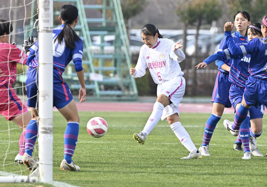 藤枝順心サッカー2023 冬夏連続 日本一 常盤木学園ハローキティ