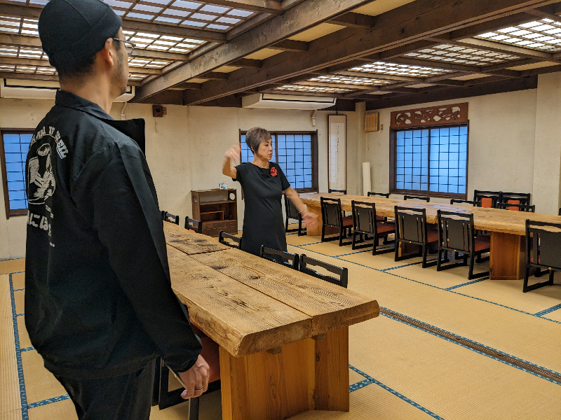 「いなか風中華  伊志川」