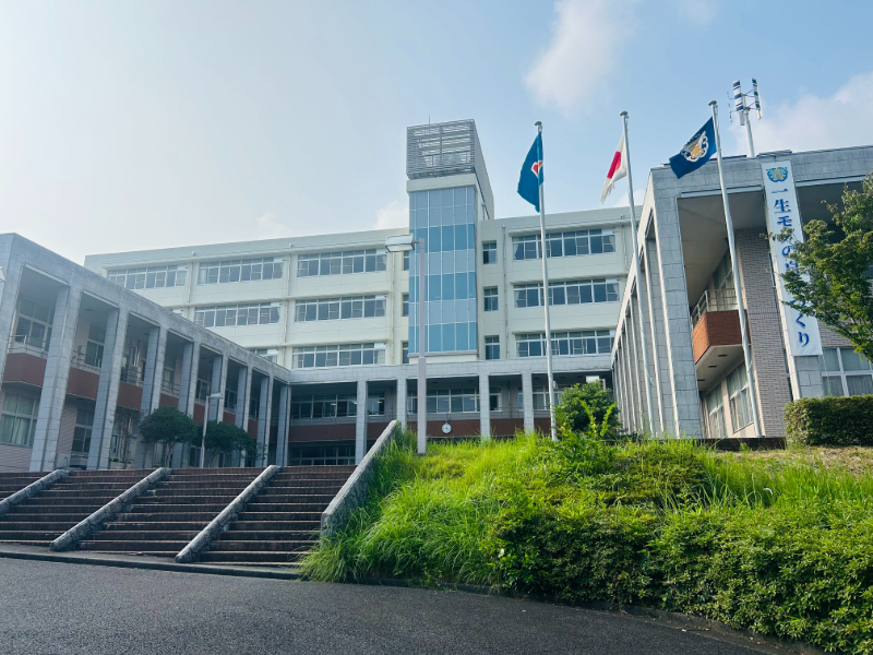県立吉原工業高等学校校舎