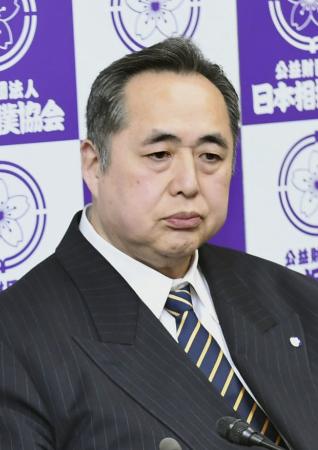 日本相撲協会の芝田山広報部長